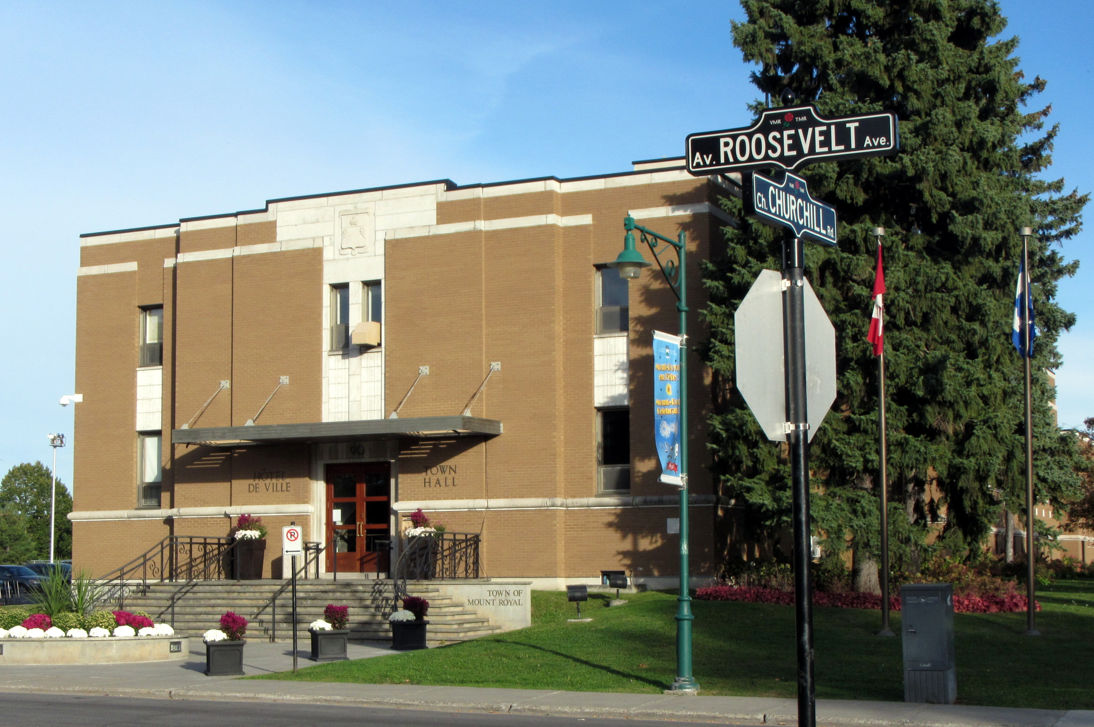 Mont Royal Town Hall