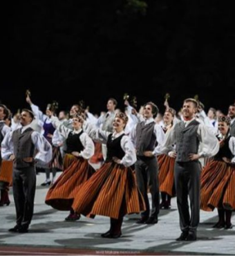 XV Latvian Song and Dance Festival: Ligo Dance Performance