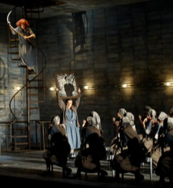 Canadian Opera Company: The Flying Dutchman | Stage Play | Tickets 