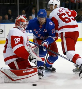 New York Rangers vs. Detroit Red Wings | Match | Tickets