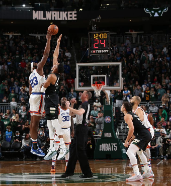 New York Knicks vs. Milwaukee Bucks | Ticket
