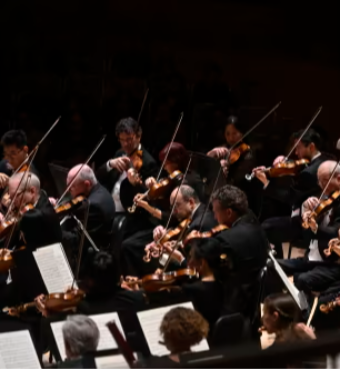 Toronto Symphony Orchestra: Evan Mitchell - Elf In Concert | Tickets